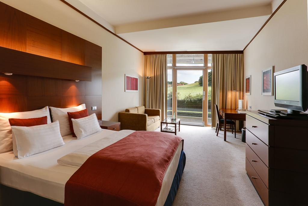 Das Sonnreich - Thermenhotel Loipersdorf Fürstenfeld Buitenkant foto