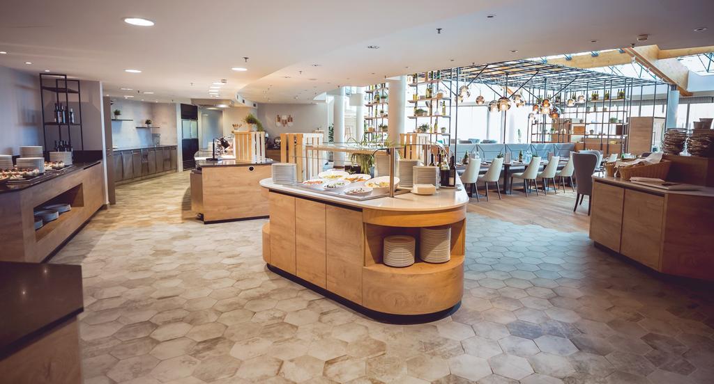 Das Sonnreich - Thermenhotel Loipersdorf Fürstenfeld Buitenkant foto