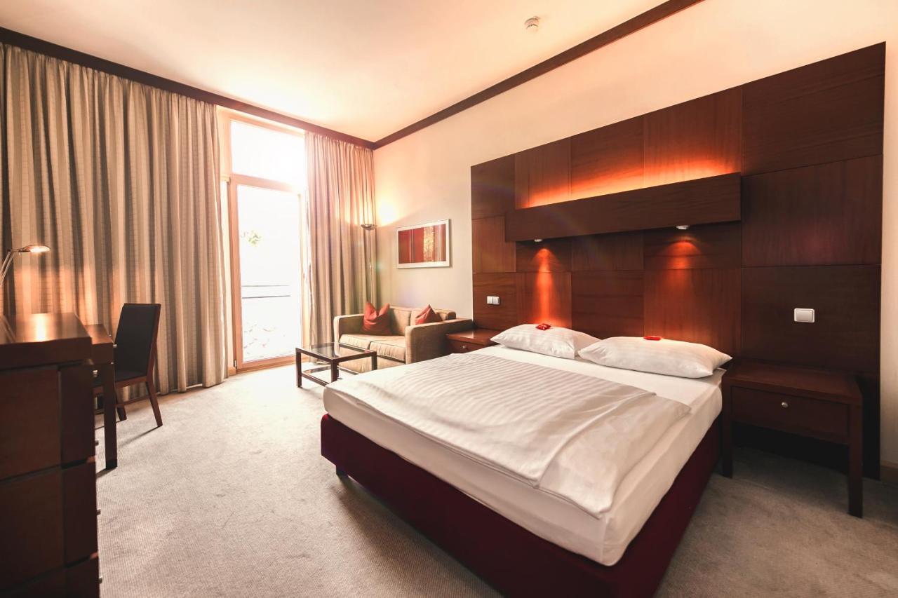 Das Sonnreich - Thermenhotel Loipersdorf Fürstenfeld Buitenkant foto
